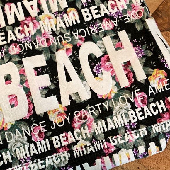 Robin Ruth tote. NEW - Picture 6 of 7